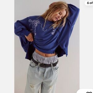 We The Free  Graphic Camden Pullover Blue Floral